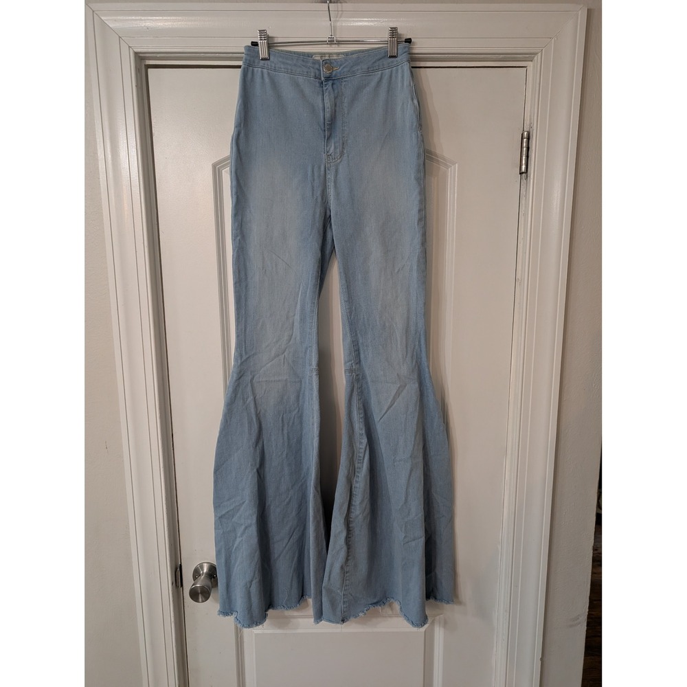 Free People just float on flare jeans Womens Size 26L Light Wash High‎ Rise - Picture 2 of 8